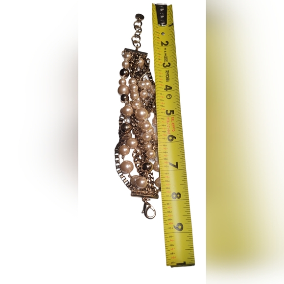 Stella & Dot Lucia Pearl Bracelet - Picture 16 of 16